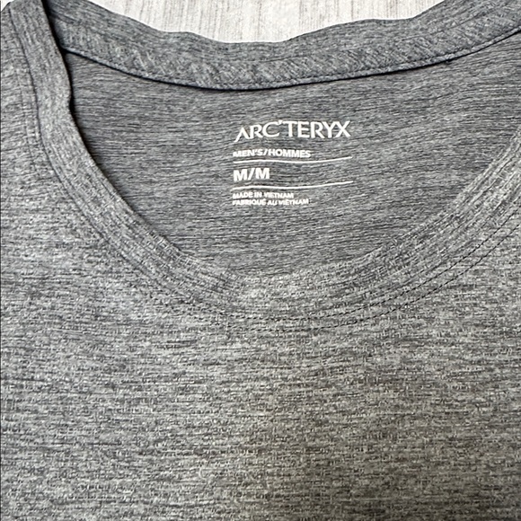 Arc’teryx Performance T-Shirt - Picture 6 of 6